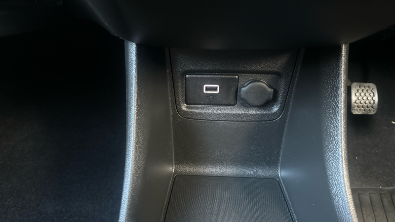 Vauxhall Viva 1.0 [73] Rocks 5dr Petrol Hatchback